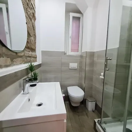 Giulya Guesthouse Rome Exterior photo